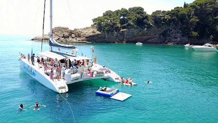 Catamaran Costa Brava: Blanes, Lloret, Tossa - Opiniones y Contacto