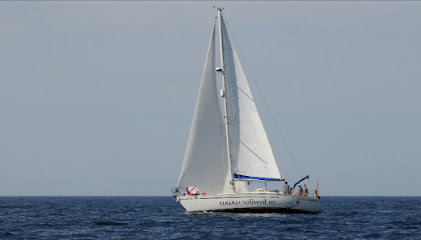 Velero Mrs Norris - excursiones en velero por Menorca - Opiniones y Contacto