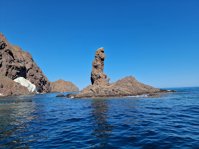 Paseos en Barco Cabo de Gata - Opiniones y Contacto